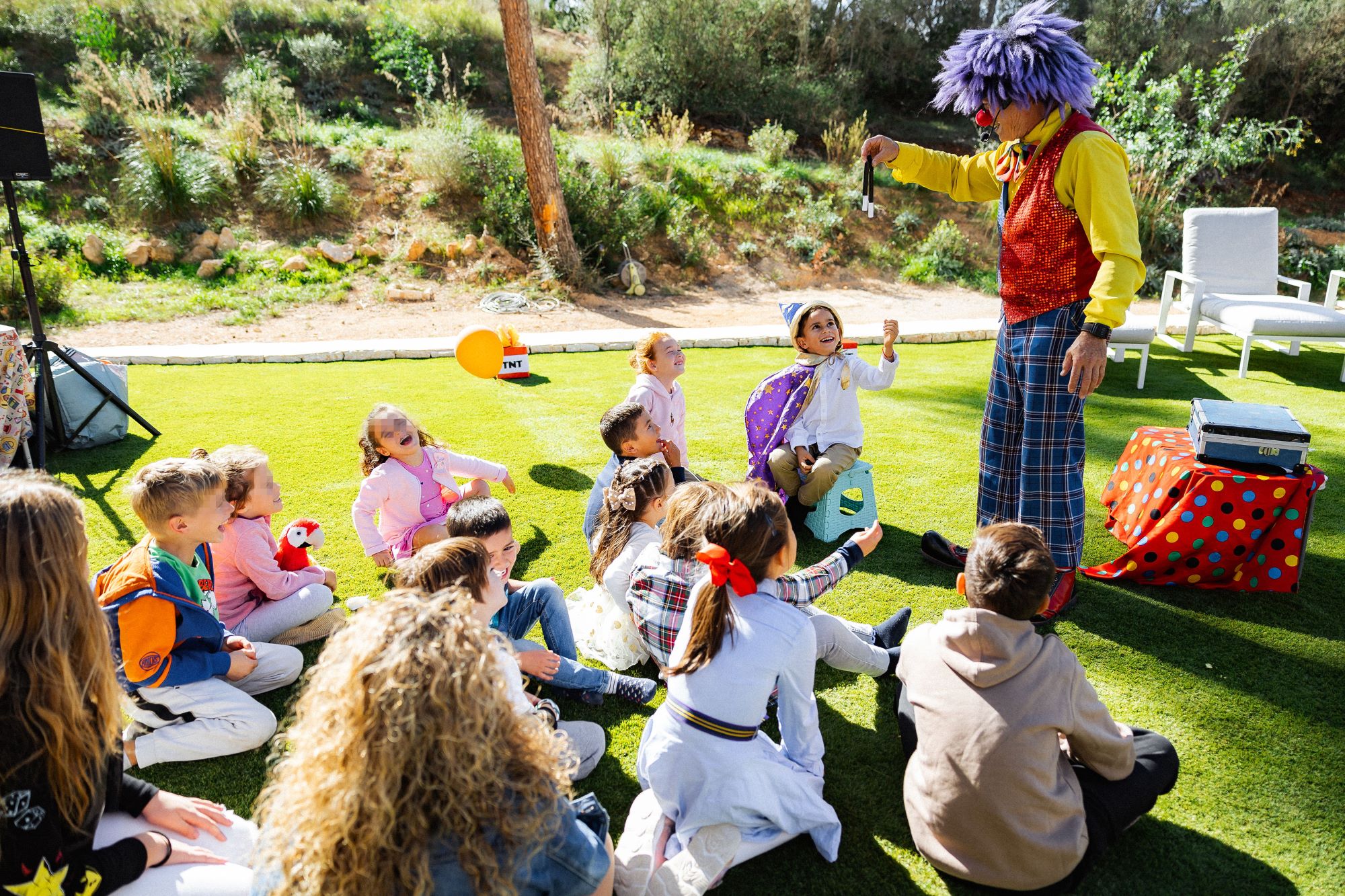 Magic Show in Mallorca - Professional children's party service by Phantasie Events featuring birthday themes and entertainment
